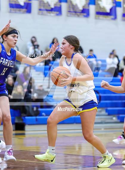 Thumbnail 2 in Lipan vs Farwell (HD Howard Classic) photogallery.