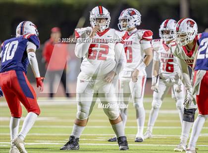 Thumbnail 2 in Kerman @ Tulare Western photogallery.