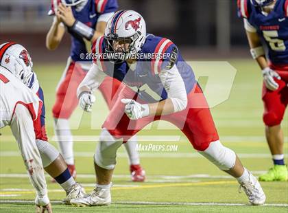 Thumbnail 2 in Kerman @ Tulare Western photogallery.