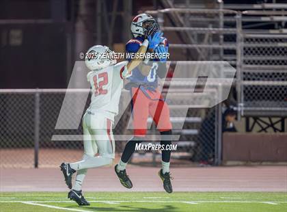 Thumbnail 3 in Kerman @ Tulare Western photogallery.