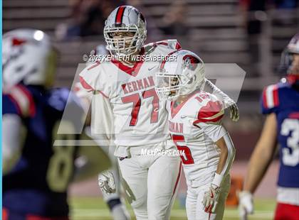 Thumbnail 1 in Kerman @ Tulare Western photogallery.