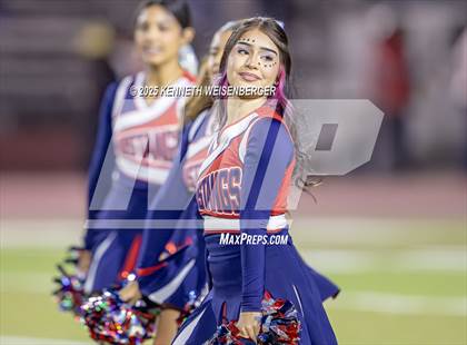 Thumbnail 1 in Kerman @ Tulare Western photogallery.