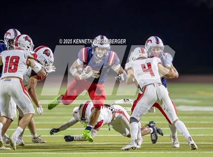 Thumbnail 3 in Kerman @ Tulare Western photogallery.