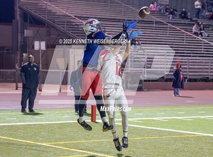 Thumbnail 3 in Kerman @ Tulare Western photogallery.