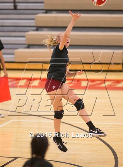 Thumbnail 1 in Orange Lutheran @ Esperanza photogallery.