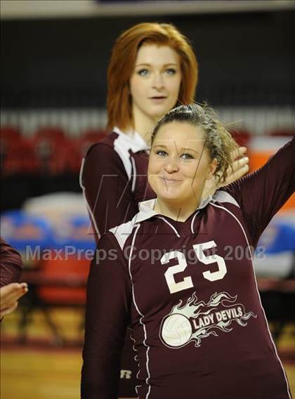 Thumbnail 2 in Pender vs. Swain County (NCHSAA Girls Volleyball 1A Final) photogallery.