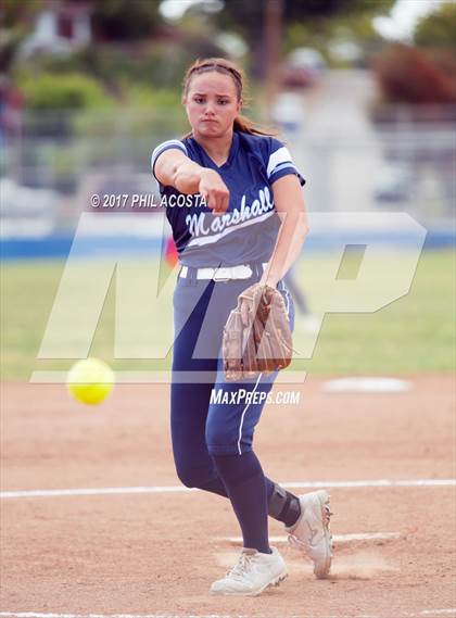 Thumbnail 1 in Marshall vs Franklin photogallery.