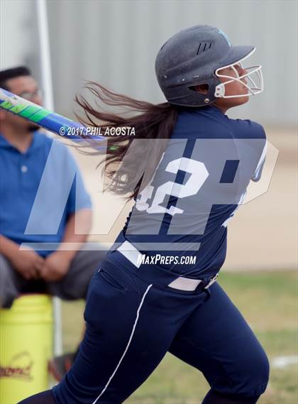 Thumbnail 3 in Marshall vs Franklin photogallery.
