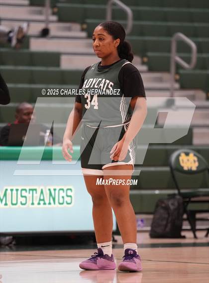Thumbnail 2 in Brea Olinda vs. Mira Costa (Mira Costa Classic) photogallery.
