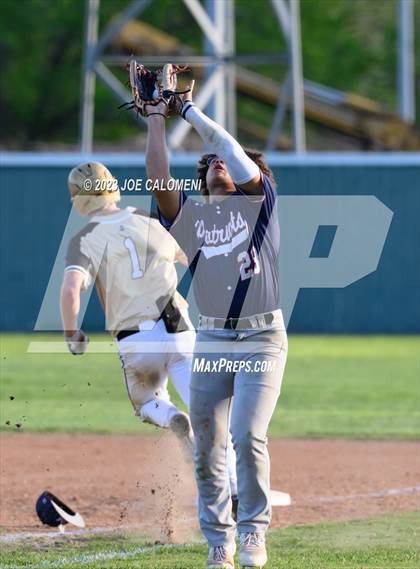 Thumbnail 3 in Veterans Memorial @ Seguin photogallery.