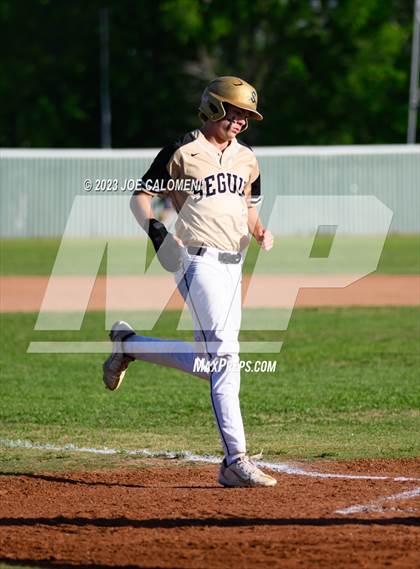 Thumbnail 1 in Veterans Memorial @ Seguin photogallery.