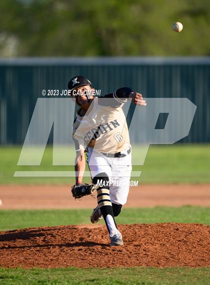 Thumbnail 1 in Veterans Memorial @ Seguin photogallery.
