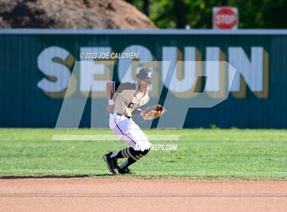 Thumbnail 1 in Veterans Memorial @ Seguin photogallery.