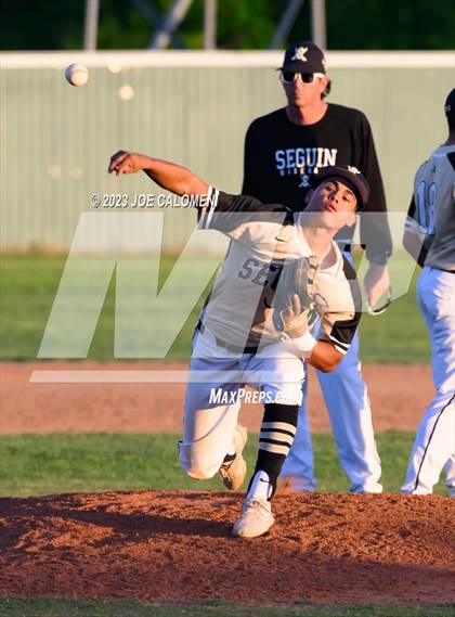 Thumbnail 1 in Veterans Memorial @ Seguin photogallery.