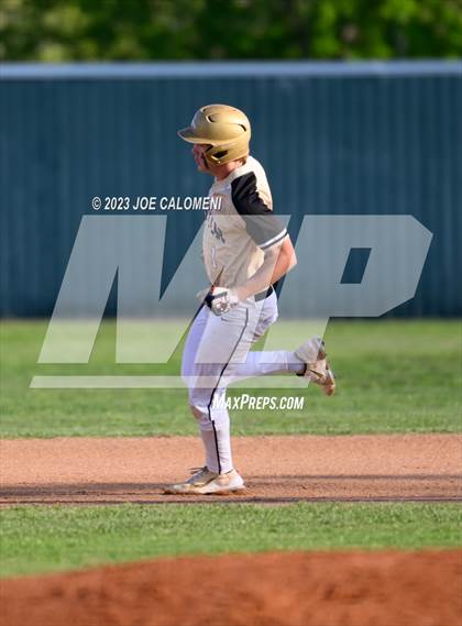 Thumbnail 2 in Veterans Memorial @ Seguin photogallery.