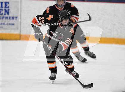 Thumbnail 1 in Watertown/Pomperaug vs. Branford (SCC/SWC D2 Final) photogallery.