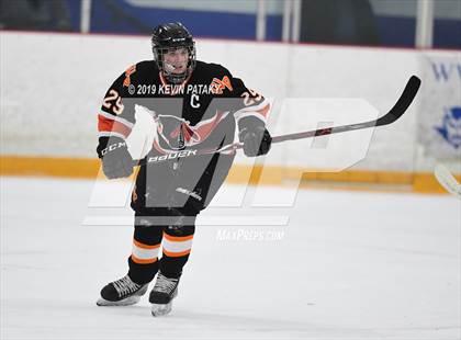 Thumbnail 1 in Watertown/Pomperaug vs. Branford (SCC/SWC D2 Final) photogallery.
