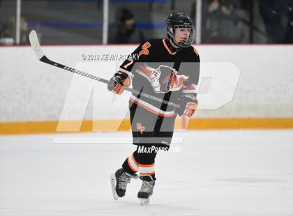 Thumbnail 1 in Watertown/Pomperaug vs. Branford (SCC/SWC D2 Final) photogallery.