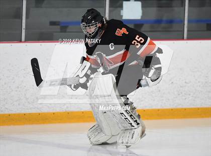 Thumbnail 1 in Watertown/Pomperaug vs. Branford (SCC/SWC D2 Final) photogallery.