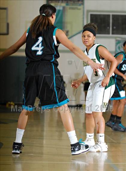 Thumbnail 1 in Sheldon @ Monterey Trail photogallery.