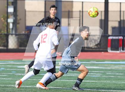 Thumbnail 2 in Canyon Crest Academy vs. El Cajon Valley (Grossmont Holiday Tournament) photogallery.