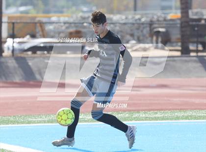 Thumbnail 2 in Canyon Crest Academy vs. El Cajon Valley (Grossmont Holiday Tournament) photogallery.