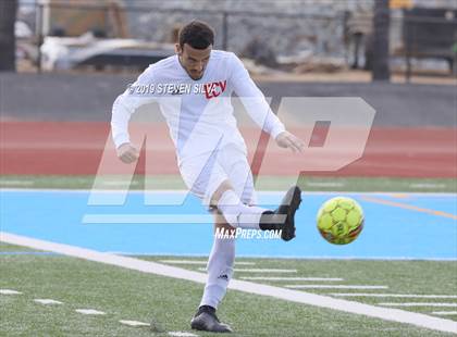 Thumbnail 1 in Canyon Crest Academy vs. El Cajon Valley (Grossmont Holiday Tournament) photogallery.