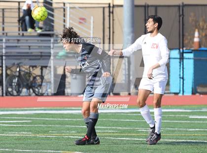 Thumbnail 3 in Canyon Crest Academy vs. El Cajon Valley (Grossmont Holiday Tournament) photogallery.