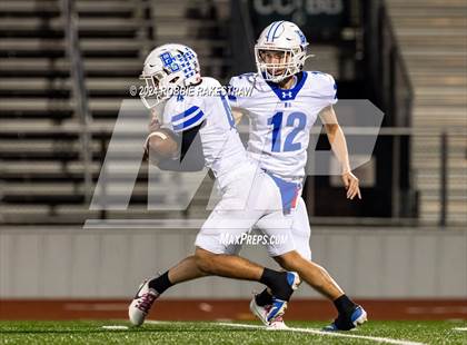 Thumbnail 1 in Blooming Grove vs. Bells (UIL 3A Division II Bi-District Playoff) photogallery.