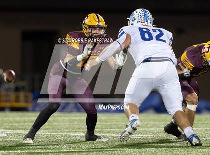 Thumbnail 1 in Blooming Grove vs. Bells (UIL 3A Division II Bi-District Playoff) photogallery.