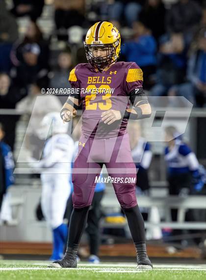 Thumbnail 3 in Blooming Grove vs. Bells (UIL 3A Division II Bi-District Playoff) photogallery.