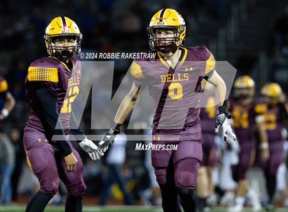 Thumbnail 2 in Blooming Grove vs. Bells (UIL 3A Division II Bi-District Playoff) photogallery.