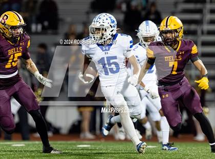 Thumbnail 3 in Blooming Grove vs. Bells (UIL 3A Division II Bi-District Playoff) photogallery.