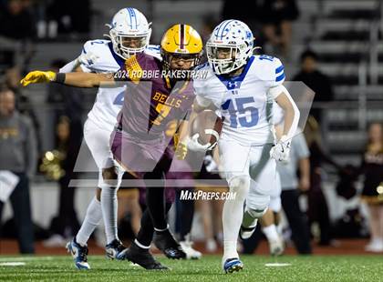 Thumbnail 2 in Blooming Grove vs. Bells (UIL 3A Division II Bi-District Playoff) photogallery.