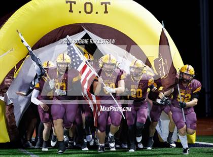 Thumbnail 1 in Blooming Grove vs. Bells (UIL 3A Division II Bi-District Playoff) photogallery.