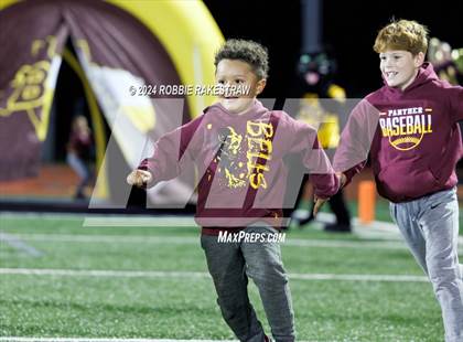 Thumbnail 3 in Blooming Grove vs. Bells (UIL 3A Division II Bi-District Playoff) photogallery.