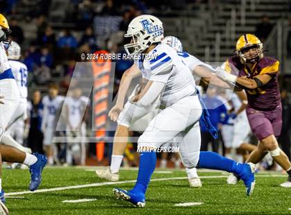 Thumbnail 1 in Blooming Grove vs. Bells (UIL 3A Division II Bi-District Playoff) photogallery.