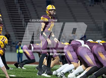 Thumbnail 3 in Blooming Grove vs. Bells (UIL 3A Division II Bi-District Playoff) photogallery.