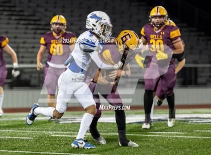 Thumbnail 3 in Blooming Grove vs. Bells (UIL 3A Division II Bi-District Playoff) photogallery.