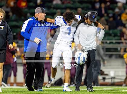 Thumbnail 3 in Blooming Grove vs. Bells (UIL 3A Division II Bi-District Playoff) photogallery.