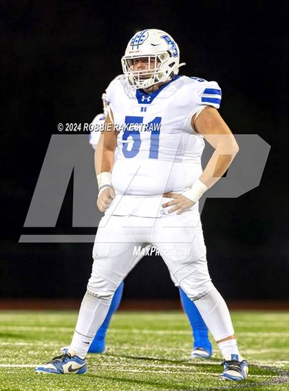 Thumbnail 3 in Blooming Grove vs. Bells (UIL 3A Division II Bi-District Playoff) photogallery.