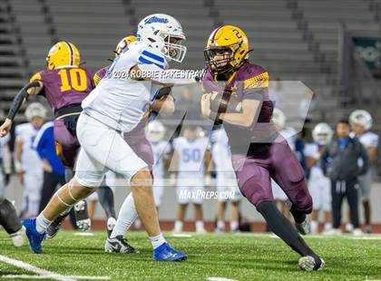 Thumbnail 3 in Blooming Grove vs. Bells (UIL 3A Division II Bi-District Playoff) photogallery.