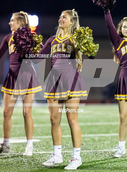 Thumbnail 2 in Blooming Grove vs. Bells (UIL 3A Division II Bi-District Playoff) photogallery.