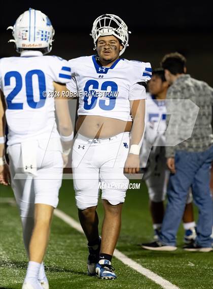 Thumbnail 1 in Blooming Grove vs. Bells (UIL 3A Division II Bi-District Playoff) photogallery.