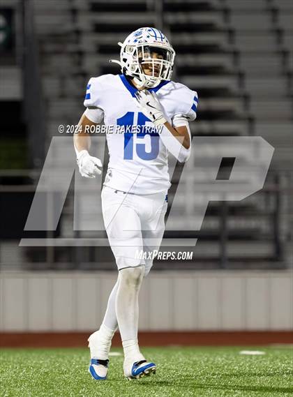 Thumbnail 1 in Blooming Grove vs. Bells (UIL 3A Division II Bi-District Playoff) photogallery.
