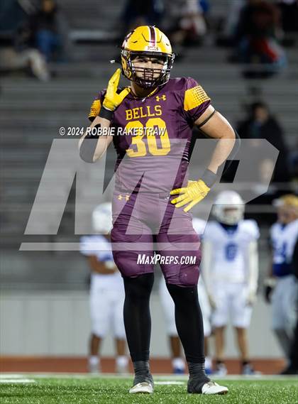 Thumbnail 3 in Blooming Grove vs. Bells (UIL 3A Division II Bi-District Playoff) photogallery.