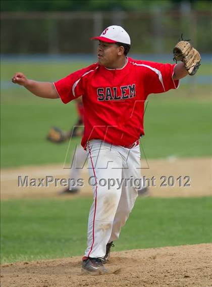 Thumbnail 1 in Salem vs. Chelmsford (11th Annual Dick Scanlon Memorial Tournament) photogallery.