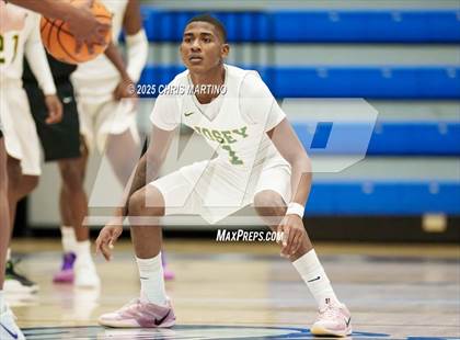 Thumbnail 3 in Josey vs. Augusta Christian (100 Black Men of Augusta Thanksgiving Classic) photogallery.