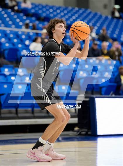 Thumbnail 3 in Josey vs. Augusta Christian (100 Black Men of Augusta Thanksgiving Classic) photogallery.