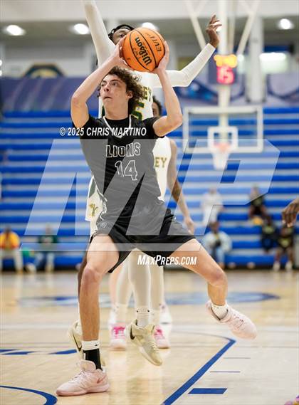 Thumbnail 2 in Josey vs. Augusta Christian (100 Black Men of Augusta Thanksgiving Classic) photogallery.